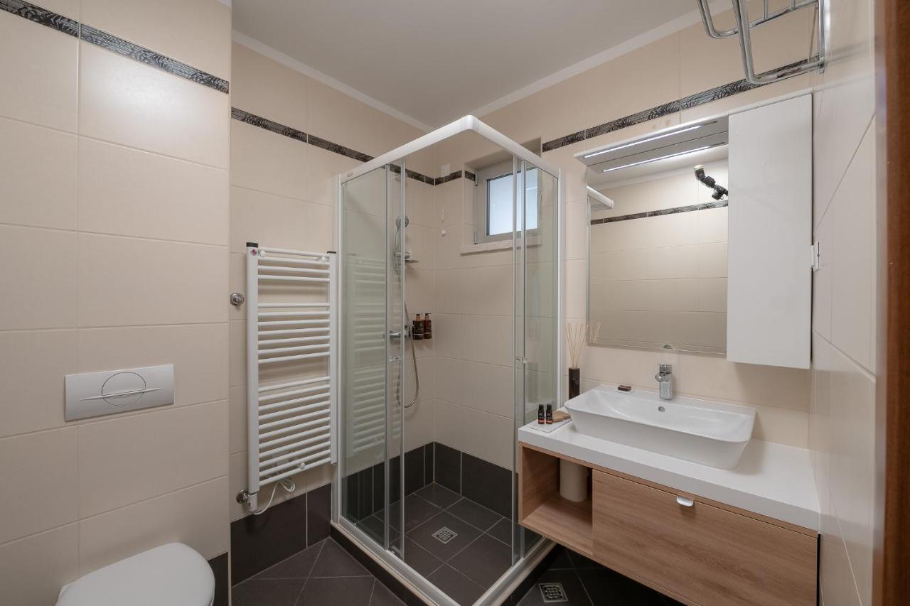 Noemia Apartments Baška Voda Dış mekan fotoğraf