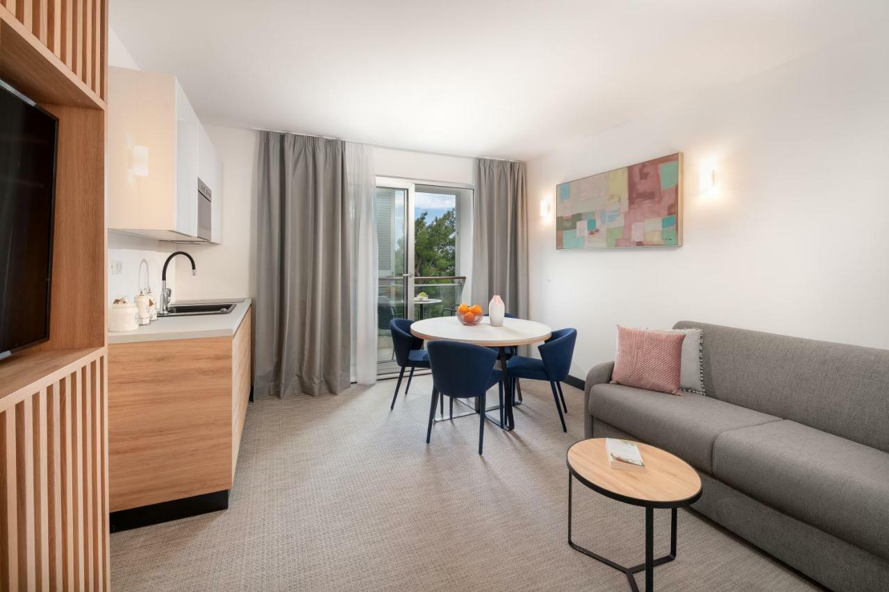 Noemia Apartments Baška Voda Dış mekan fotoğraf